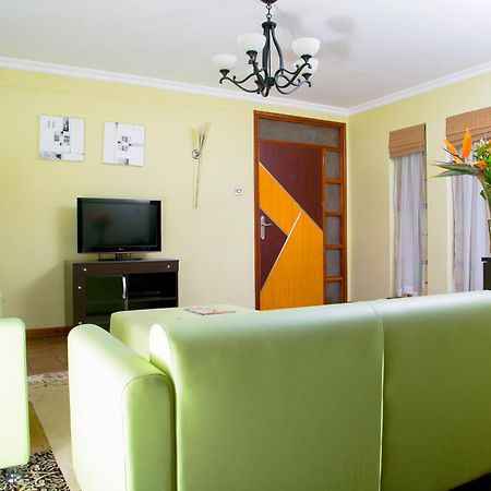 Batians Apartment Hotel Найроби Номер фото